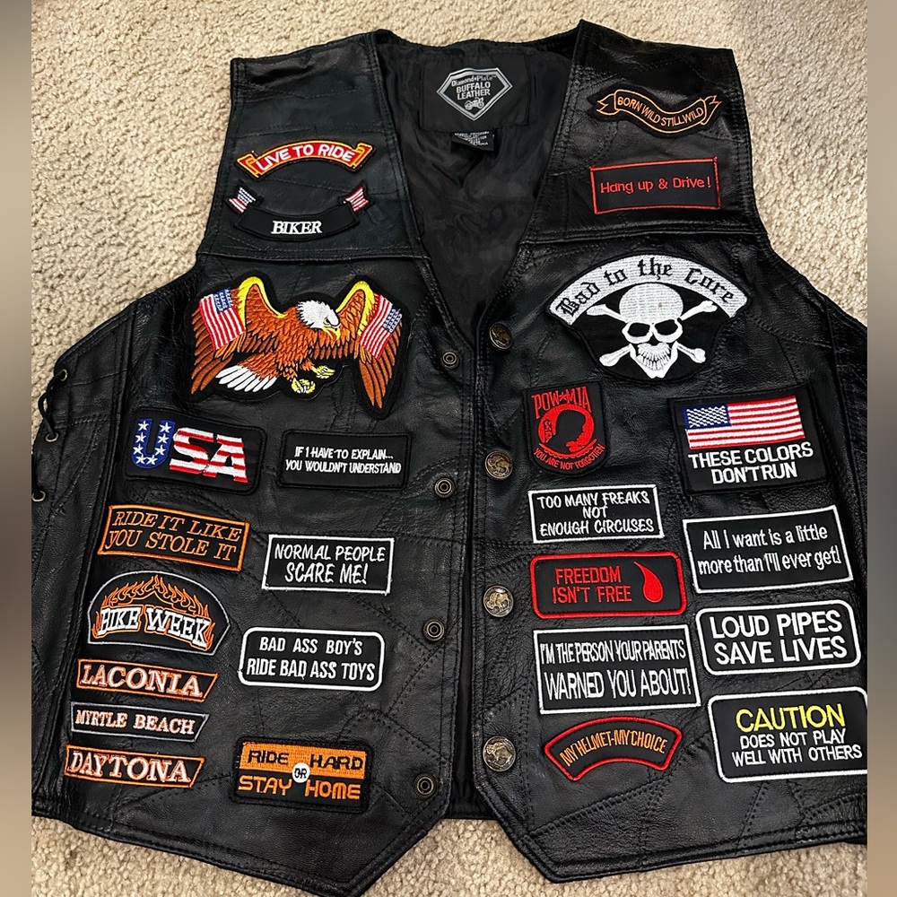 Men’s leather biker vest size XL